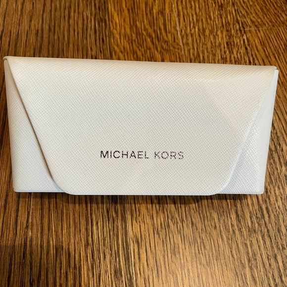 Michael Kors MK 5004 Chelsea sunglasses - Picture 11 of 12